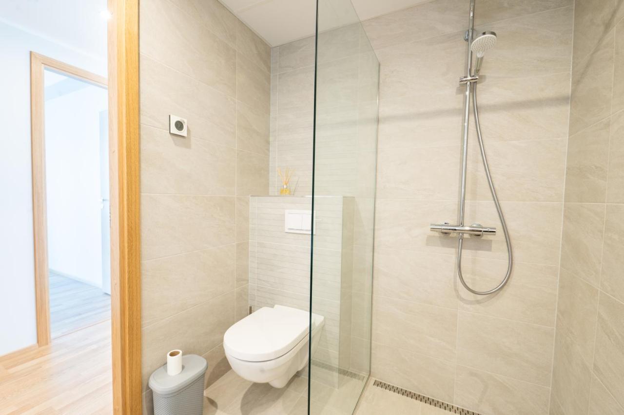 Delta Luxury Apartment With Terrace Tartu Esterno foto